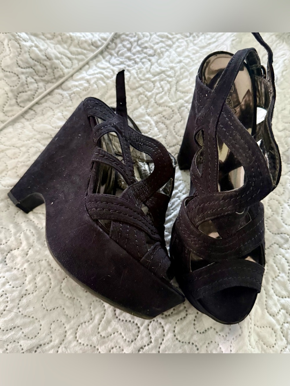 Sexy Carlos Santana Black Suede Platform Wedge Sandals (Size 7) - Picture 2 of 8